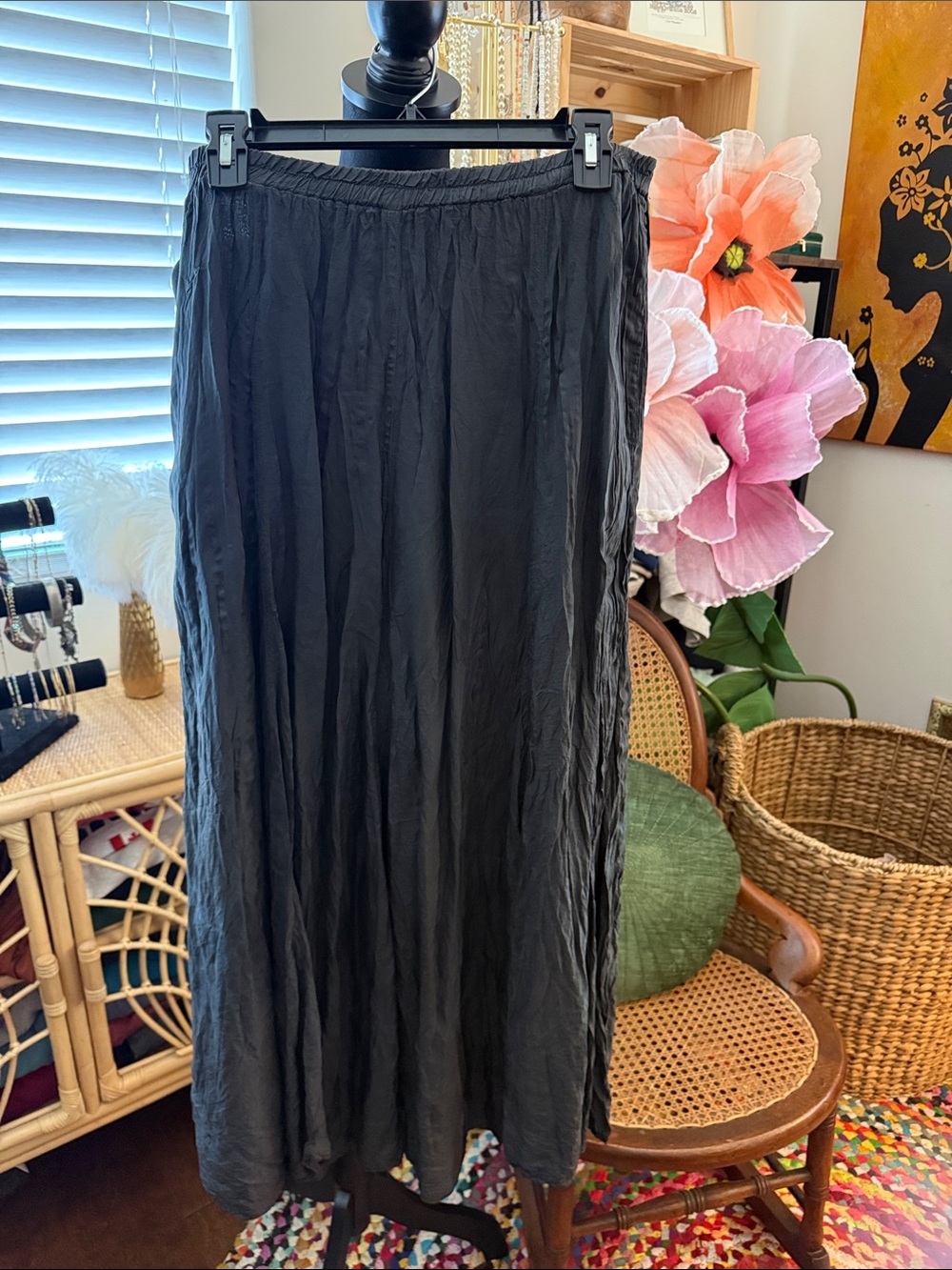 Vntage 90s/Y2K Kiko Slate Gray Silk Crinkle Elastic Waist Boho Hippie Midi Skirt